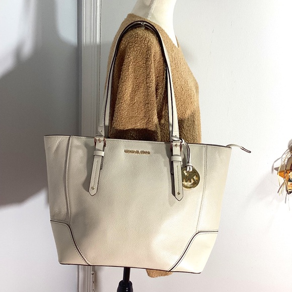 MICHAEL KORS WOMAN JET SET HANDBAG TOTE LIGHT BEIGE PEBBLE LEATHER LARGE… - Picture 1 of 16